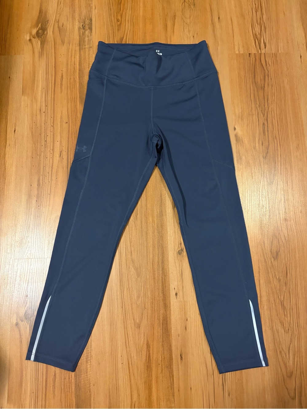 Under Armour Dark Navy Reflective-Trim Workout Leggings